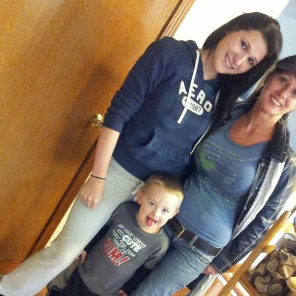 Meet your Posher, Tabatha - Picture 1 of 1